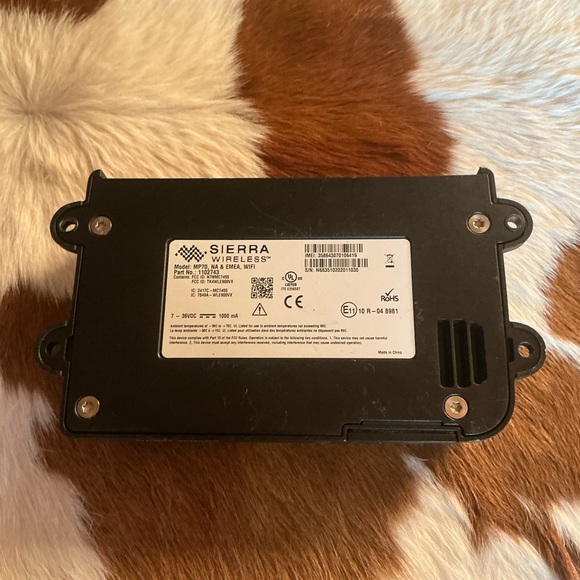 AirLink MP70 Black Wireless Router - Picture 5 of 5